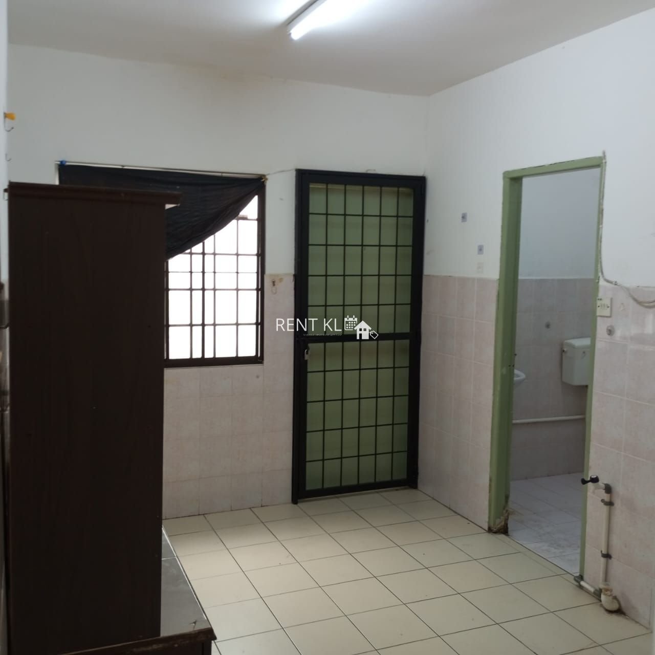 3 Bedrooms 2 Bathrooms Single Storey Terrace House For Rent At Lorong Desa Senadin 2C Senadin Miri House For Rent 7