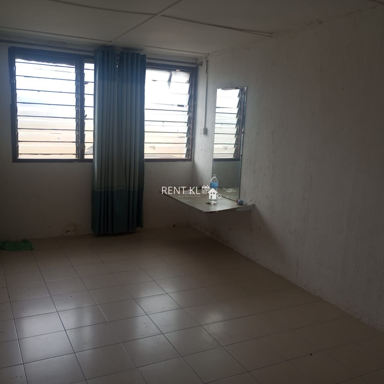 3 Bedrooms 2 Bathrooms1 Storey Terrace House For Rent At Piasau Jaya Miri For Rent 4