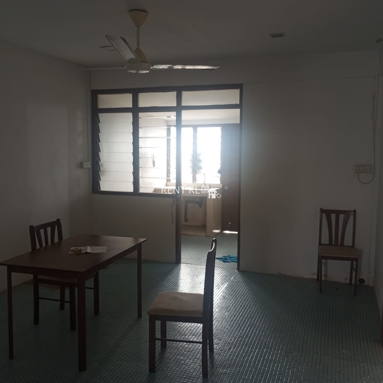 3 Bedrooms 2 Bathrooms1 Storey Terrace House For Rent At Piasau Jaya Miri For Rent 5
