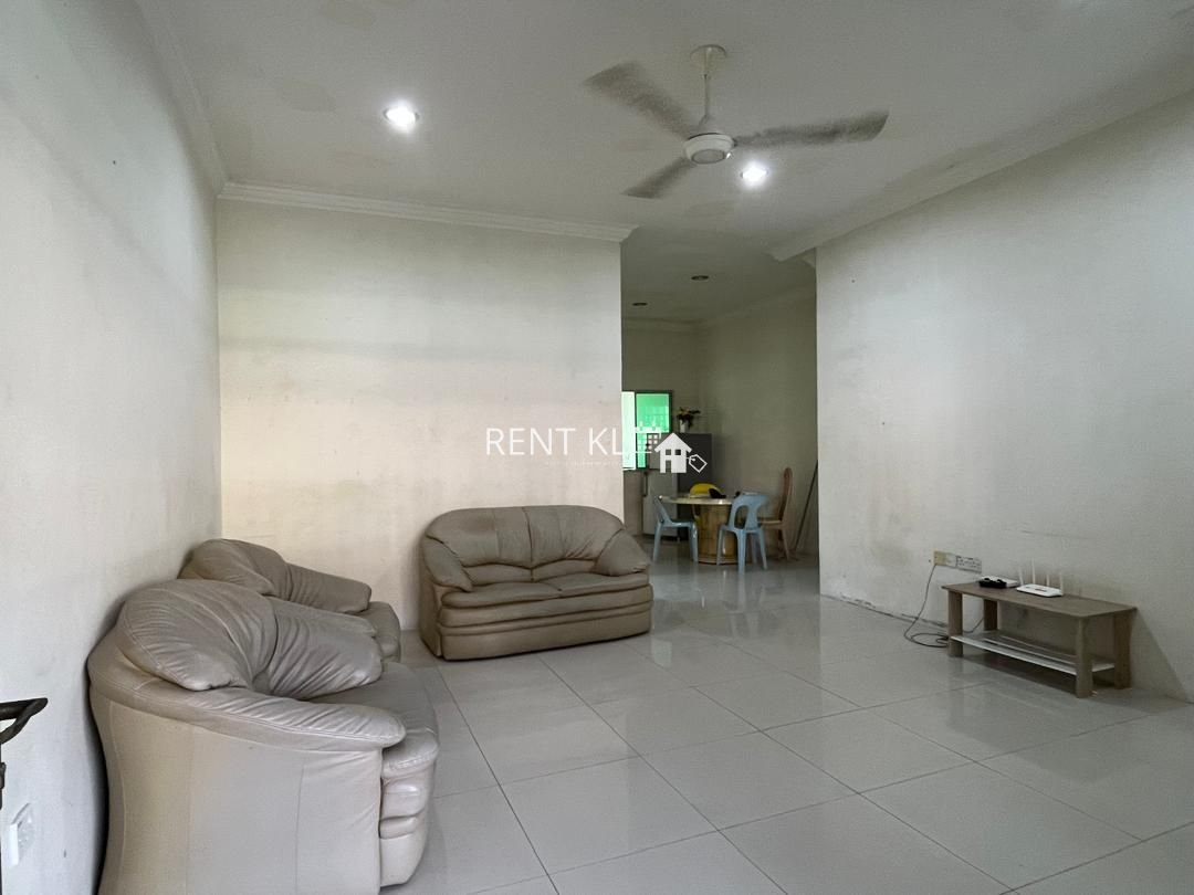 4 Bedrooms 2 Bathrooms 2 Storey Terrace House For Rent At Senadin Miri House For Rent 3