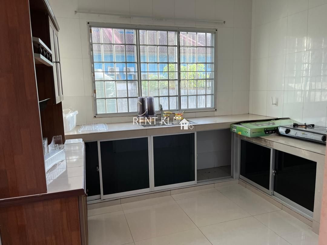 4 Bedrooms 2 Bathrooms 2 Storey Terrace House For Rent At Senadin Miri House For Rent 4