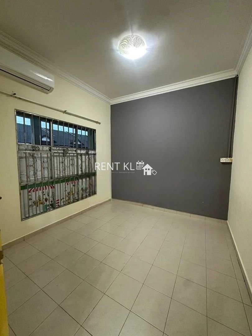 4 Bedrooms 2 Bathrooms Single Storey Terrace House For Rent At Desa Pujut 2 Bandar Baru Permyjaya Miri For Rent 4