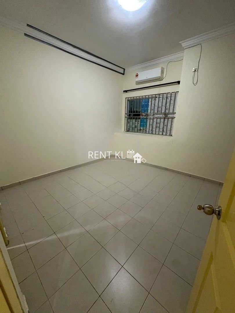 4 Bedrooms 2 Bathrooms Single Storey Terrace House For Rent At Desa Pujut 2 Bandar Baru Permyjaya Miri For Rent 5